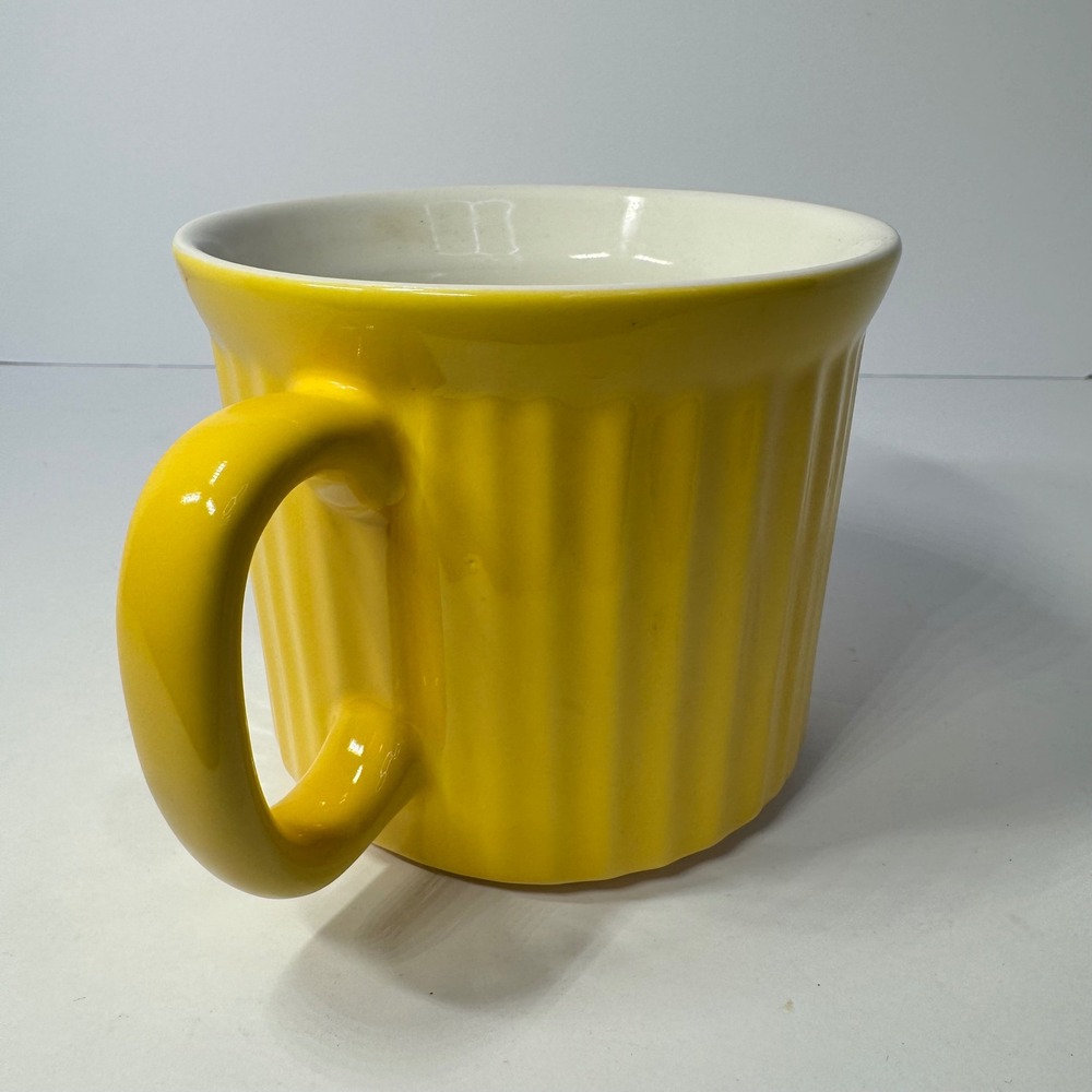 CorningWare Colours Yellow Fluted Stoneware Mug 20 oz Microwave Oven Safe Large